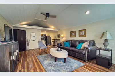 100 Creekview, Blum, TX 76627 - Photo 11