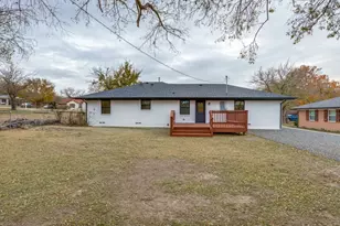 109 E 5th St, Prosper, TX 75078 - Photo 23