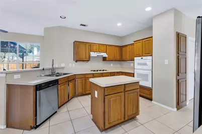 8213 Brentwood Street, Rowlett, TX 75088 - Photo 9