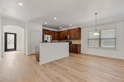 2401 Sun Creek Drive, Little Elm, TX 75068 - Photo 9