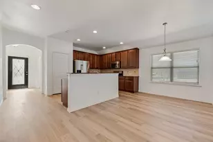 2401 Sun Creek Dr, Little Elm, TX 75068 - Photo 9