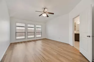 2401 Sun Creek Dr, Little Elm, TX 75068 - Photo 17