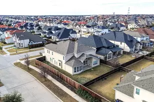 10010 Lucky Debonair Ln, Frisco, TX 75035 - Photo 5