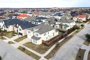 10010 Lucky Debonair Ln, Frisco, TX 75035 - Photo 3