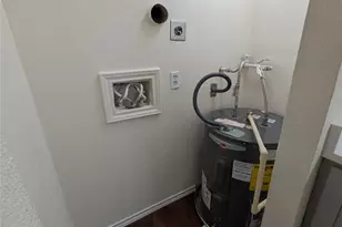 9833 Walnut St, Dallas, TX 75243 - Photo 7