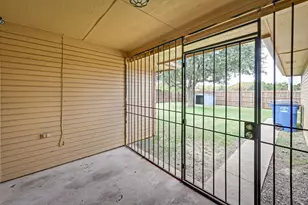 4725 Lashley Dr, Dallas, TX 75232 - Photo 3