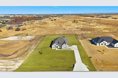 139 Steppes Court, Decatur, TX 76234 - Photo 9