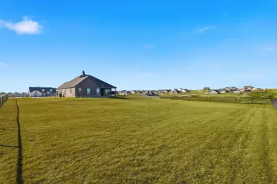 139 Steppes Court, Decatur, TX 76234 - Photo 7