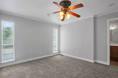 2156 Fleur De Lis Court, Arlington, TX 76012 - Photo 11