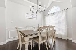 2801 Holly Leaf Ln, Flower Mound, TX 75022 - Photo 11