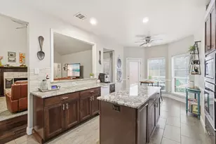 2801 Holly Leaf Ln, Flower Mound, TX 75022 - Photo 7