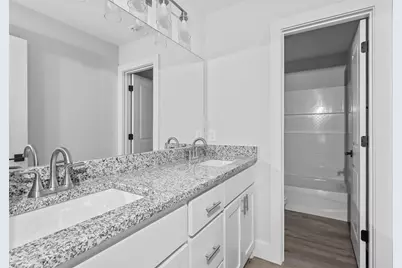 408 W 6th Street #2, Bonham, TX 75418 - Photo 11