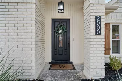 2000 Greenview Drive, Carrollton, TX 75010 - Photo 3