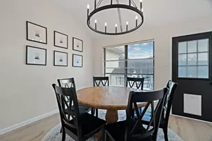 2000 Greenview Dr, Carrollton, TX 75010 - Photo 9