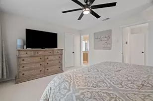 2000 Greenview Dr, Carrollton, TX 75010 - Photo 13