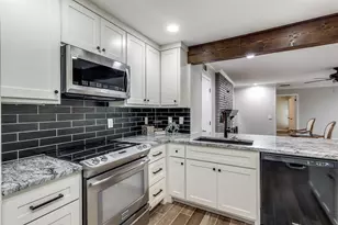 7407 Wellcrest Dr, Dallas, TX 75230 - Photo 19