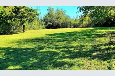 2737 W Camp Wisdom Road, Dallas, TX 75237 - Photo 7