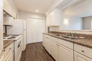 417 Gardenview St, Denton, TX 76207 - Photo 9