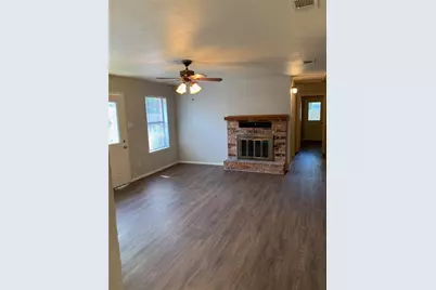 417 Gardenview Street, Denton, TX 76207 - Photo 3