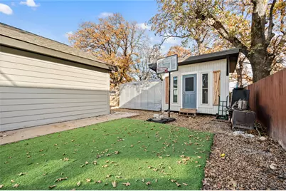 4404 Newman Drive, Haltom City, TX 76117 - Photo 25