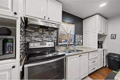 4404 Newman Drive, Haltom City, TX 76117 - Photo 11