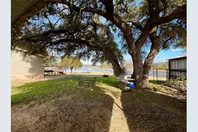 105 Breding Drive, Possum Kingdom Lake, TX 76449 - Photo 11