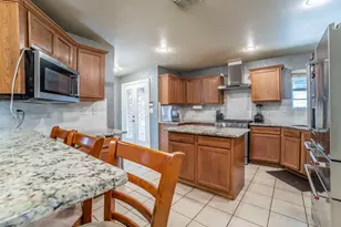 3934 Harlingen St, Dallas, TX 75212 - Photo 7