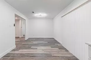 2976 Mark Twain Dr, Farmers Branch, TX 75234 - Photo 17