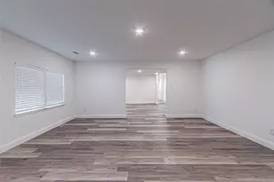 2976 Mark Twain Dr, Farmers Branch, TX 75234 - Photo 9