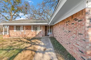 601 State St, Weatherford, TX 76086 - Photo 3