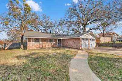 601 State Street, Weatherford, TX 76086 - Photo 1