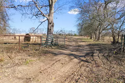 0000 Fm 13200, Blossom, TX 75416 - Photo 19