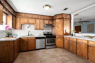 129 Collins Ct, Blue Mound, TX 76131 - Photo 15