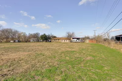 129 Collins Court, Blue Mound, TX 76131 - Photo 25