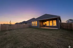 8120 Sycamore Brook Dr, Fort Worth, TX 76123 - Photo 25