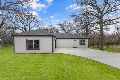 153 Avondale Avenue, Azle, TX 76020 - Photo 1