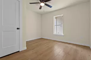 153 Avondale Ave, Azle, TX 76020 - Photo 15