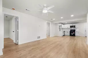 3811 Malden Ln, Dallas, TX 75216 - Photo 5