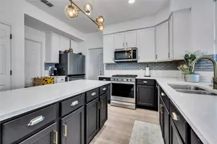 409 Baldwin St, Grand Prairie, TX 75052 - Photo 13