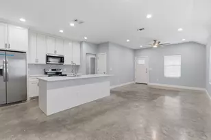 1004 S Armstrong Ave, Denison, TX 75020 - Photo 3