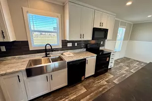 215 Salt Grass Cir, Poolville, TX 76487 - Photo 25