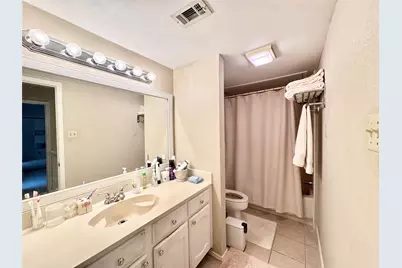 1415 Meadowood Village Drive, Fort Worth, TX 76120 - Photo 17