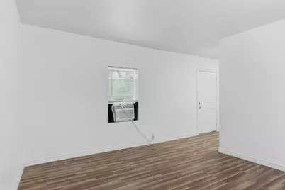 613 W Murray Street, Denison, TX 75020 - Photo 19