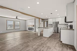 124 Porter Cir, Savoy, TX 75479 - Photo 9