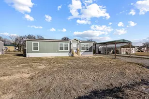 124 Porter Cir, Savoy, TX 75479 - Photo 25