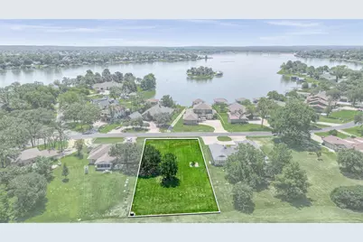 822 Kiowa Drive W, Lake Kiowa, TX 76240 - Photo 9