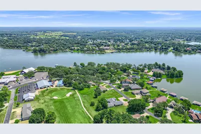 822 Kiowa Drive W, Lake Kiowa, TX 76240 - Photo 21