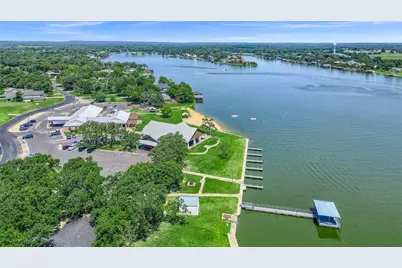 822 Kiowa Drive W, Lake Kiowa, TX 76240 - Photo 15