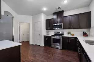 3613 Sabine Dr, Little Elm, TX 75068 - Photo 7