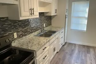 3328 Lynnfield Dr, Fort Worth, TX 76103 - Photo 11